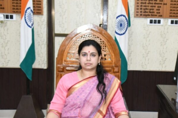 परिवारिक दान पर स्टाम्प शुल्क में छूट: डीएम ने सख्ती से पालन का दिया निर्देश