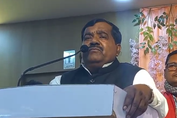 गन्ना उद्योग मंत्री कृष्णनंदन पासवान का बड़ा बयान