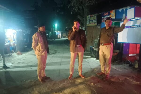 एसपी अवधेश दीक्षित ने सड़कों पर संभाली कमान, चलाया विशेष जांच अभियान