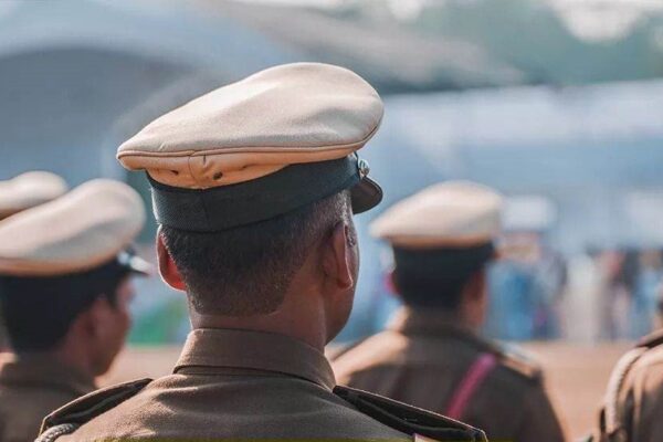 गोपालगंज में 14 थाना अध्यक्षों का तबादला