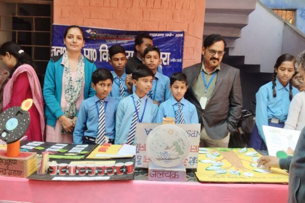 मांझागढ़ में प्रखंडस्तरीय टीएलएम मेला का आयोजन, बच्चों ने दिखाई रचनात्मकता