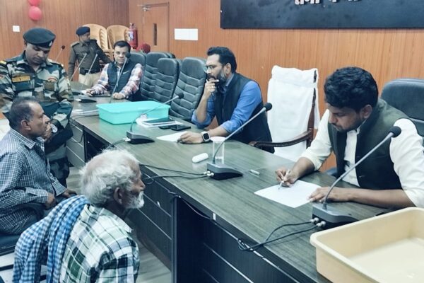 जन दरबार में त्वरित कार्रवाई से वाहन हस्तांतरण सफल