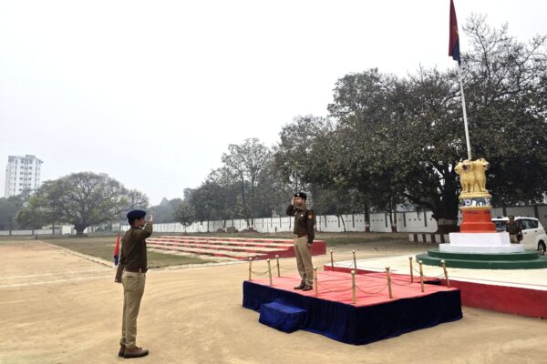 पुलिस अधीक्षक विक्रान्त वीर ने रिजर्व पुलिस लाइन में शुक्रवार परेड की ली सलामी, आपात स्थिति के लिए पुलिसकर्मियों का अभ्यास