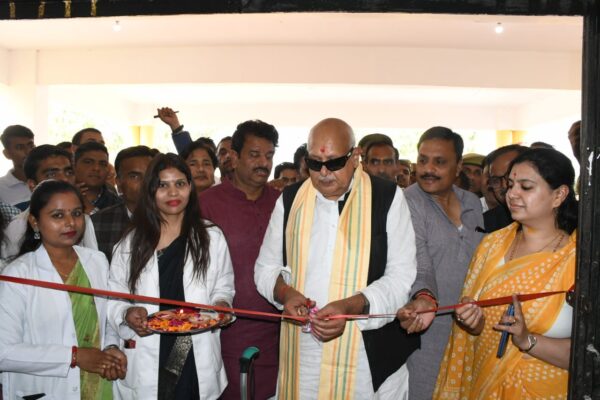 कृषि मंत्री ने धमऊर में सामुदायिक स्वास्थ्य केंद्र का किया शुभारंभ