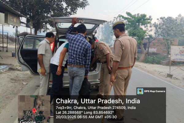 देवरिया पुलिस ने चलाया ‘मार्निंग वॉकर चेकिंग’ अभियान, 539 लोगों और 337 वाहनों की हुई जांच