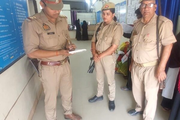देवरिया पुलिस ने बैंक, एटीएम और पेट्रोल पंप पर चलाया चेकिंग अभियान