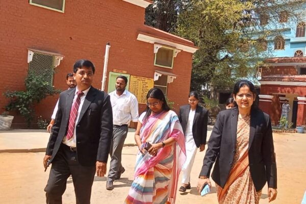 न्यायाधीशों ने राजकीय बाल गृह का निरीक्षण, बच्चों के विकास के लिए दिए निर्देश