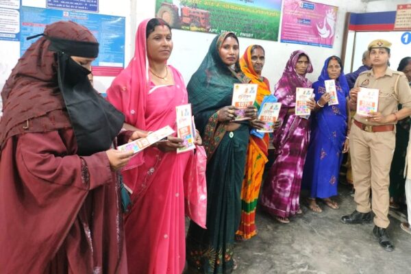 देवरिया में मिशन शक्ति फेज-05 और ‘शक्ति दीदी’ अभियान के तहत महिलाओं-बालिकाओं को किया गया जागरूक
