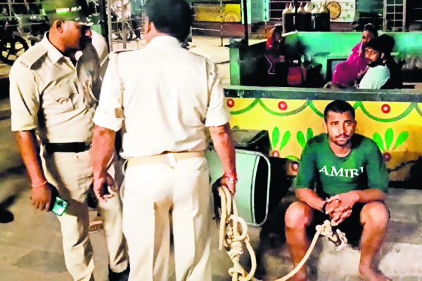 जेल में बंद कैदी ने निगले पत्थर, पटना रेफर