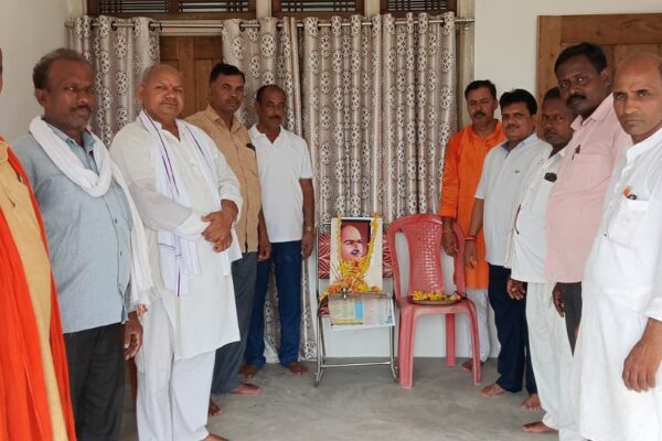 भाजपा नेताओ ने मनाई डाक्टर शयाम प्रसाद मुखर्जी की वलिदान दिवस