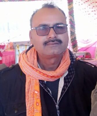 देवरिया में सनसनीखेज वारदात: स्कूल परिसर में प्रबंधक की धारदार हथियार से हत्या
