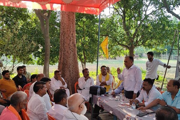 – घर घर जनसुराज का चुनाव चिन्ह बताने को लेकर बनी रणनीति