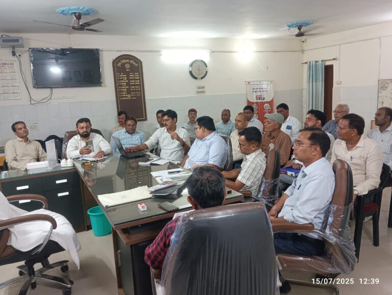 देवरिया में फाइलेरिया उन्मूलन अभियान 10 अगस्त से, स्वास्थ्य कर्मियों को मिला प्रशिक्षण