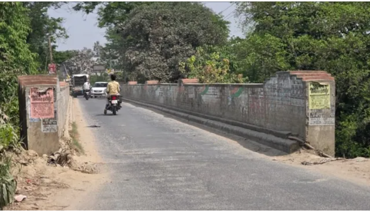 पथरदेवा: खनुवा नाला पर 24 करोड़ से बनेगा नया पुल, जाम से मिलेगी राहत