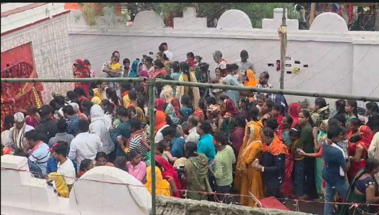 गोपालगंज: आस्था और रहस्य का संगम बना घोड़ा घाट मंदिर